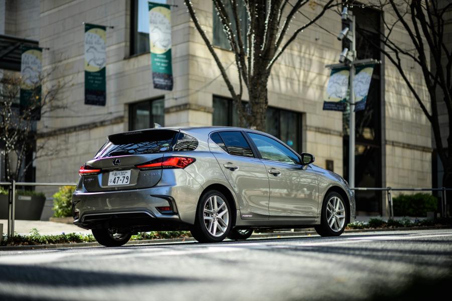  Lexus CT200h 2019 года  (JP) (фото 22 из 27)